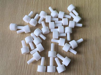 Plastikinių dalių CNC apdirbimas