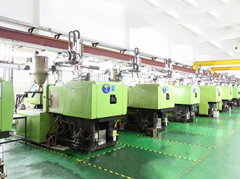 Plastiko liejimo dirbtuvės